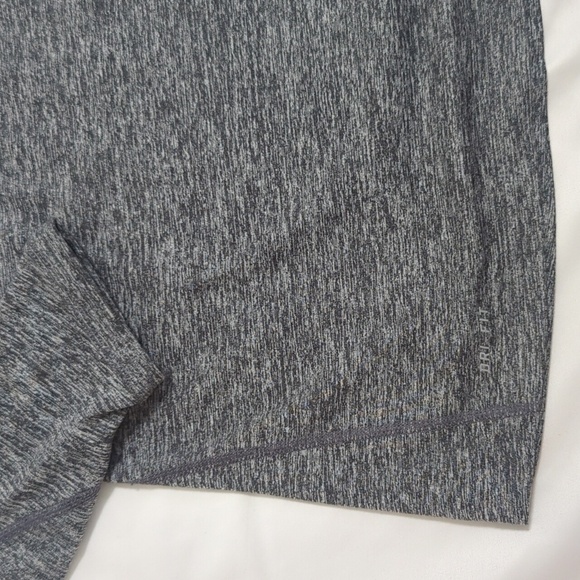 Nike Dri-Fit Running 1/4 Zip Mock Neck Pullover, Color Heathered Gray Size XS - Picture 8 of 16